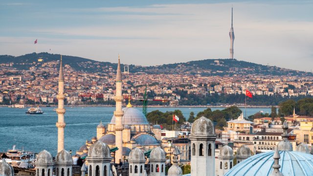 Article thumbnail: Istanbul straddles Europe and Asia (Photo: Matteo Colombo/Getty Images)