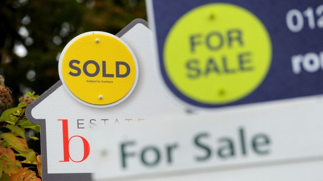 Article thumbnail: File photo dated 14/10/14 of a sold and for sale signs. House prices fell by 3.5% annually in June - and a sharp increase in borrowing costs is likely to exert a "significant drag" on housing market activity - according to an index. The 3.5% fall follows a 3.4% annual decline in house prices in May, Nationwide Building Society said. Issue date: Friday June 30, 2023. PA Photo. See PA story ECONOMY House. Photo credit should read: Andrew Matthews/PA Wire